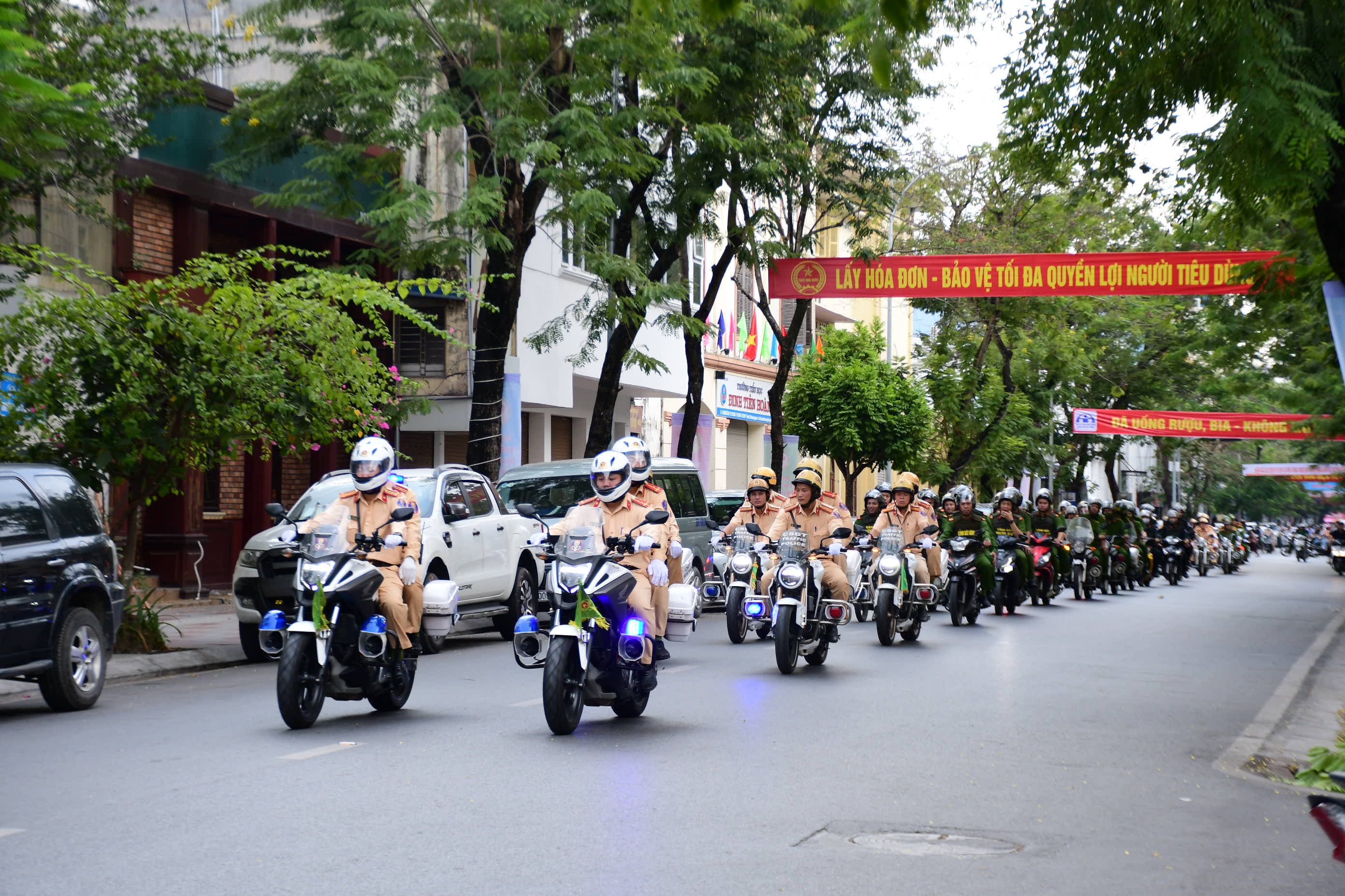 Thông báo phân luông giao thông tạm thời đoạn từ cầu vuợt Lạch Tray đến đường Văn Cao